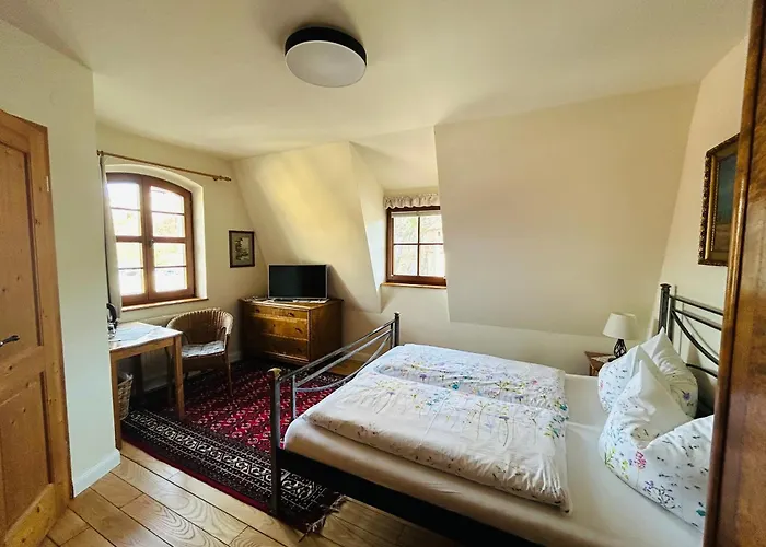 فندق ألتي غيبيري بوتسن